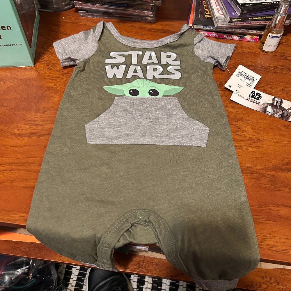 Star Wars Disney Baby Yoda The Child Onesie NWT Unisex 3/6M 3 to 6 Months
